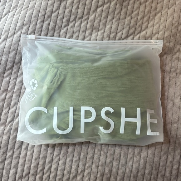 Cupshe Twisted Plunging Cover Up Dress in Green - Picture 3 of 3